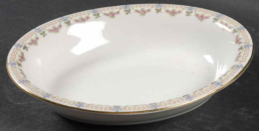 GUE695 8" Oval Vegetable Bowl by WM Guerin-1