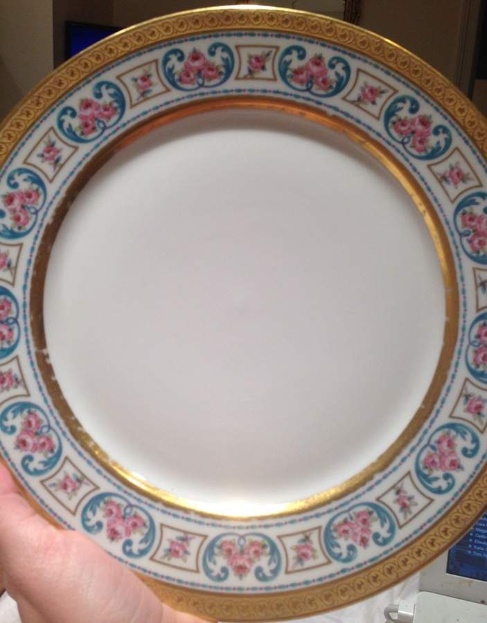 GUE704 Dinner Plate by WM Guerin-1