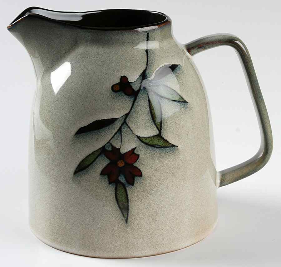 Kaity Blossoms 48 Oz Pitcher by Gibson Designs-1