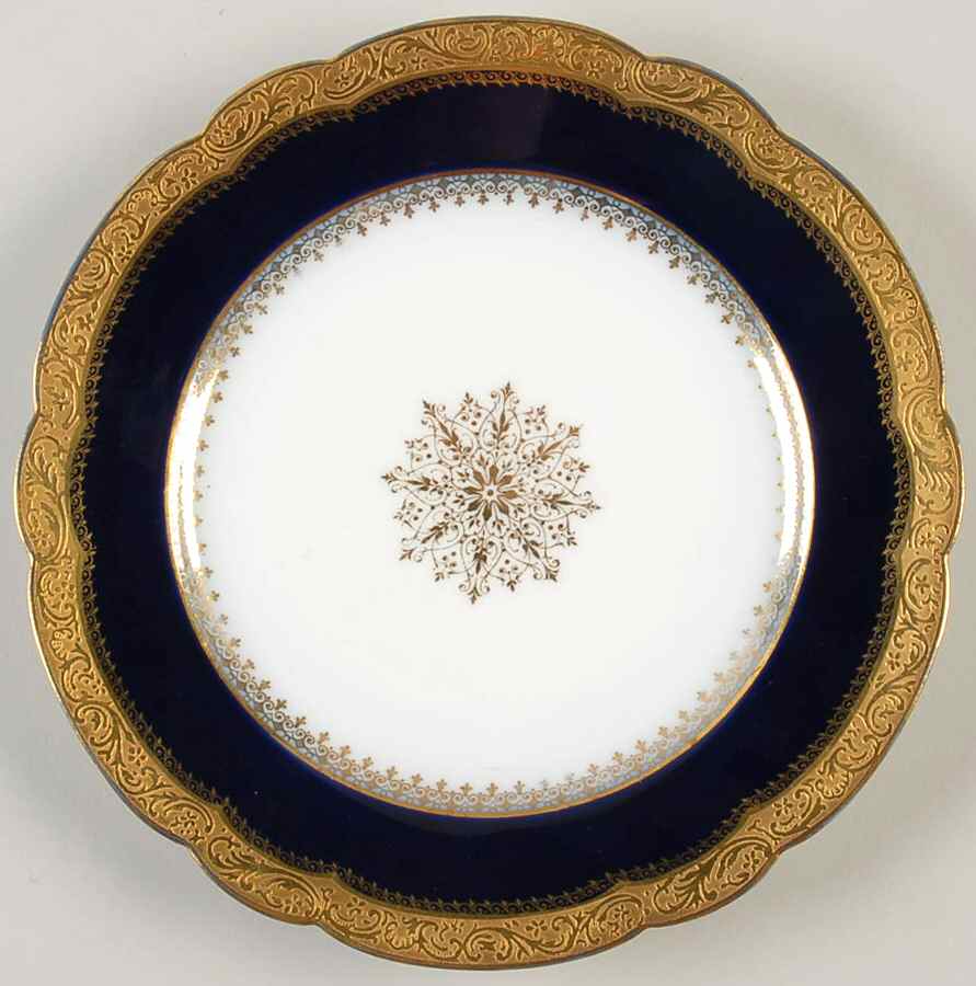GUE709 Luncheon Plate by WM Guerin-1