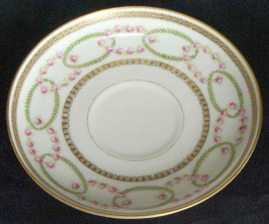 GUE718 Saucer by WM Guerin-1
