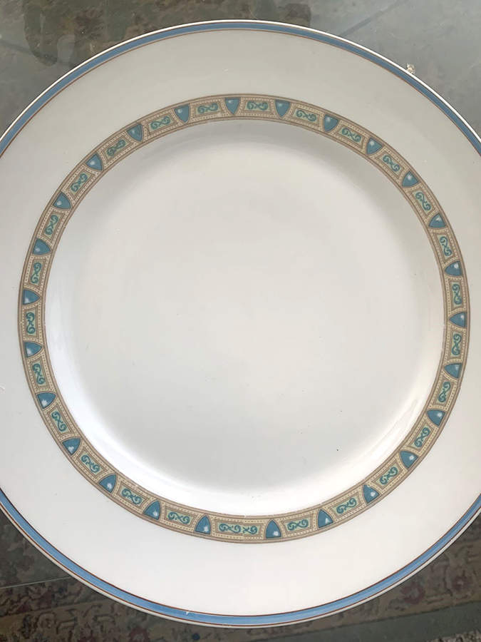 GUE720 Dinner Plate by WM Guerin-1