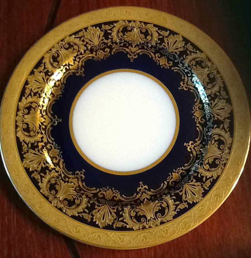 GUE721 Dinner Plate by WM Guerin-1