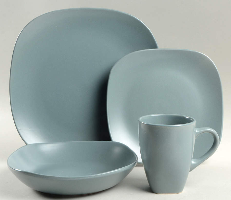 Casual Style Green 4 Piece Place Setting by Gibson Designs-1