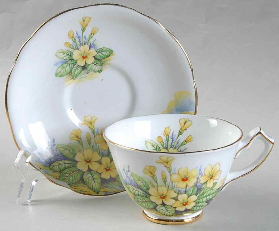 5643 Footed Cup & Saucer Set by Gladstone-1