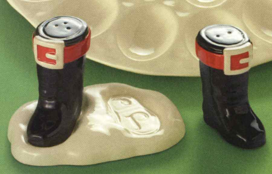 Snocountry Figural Salt and Pepper by Grasslands Road-1