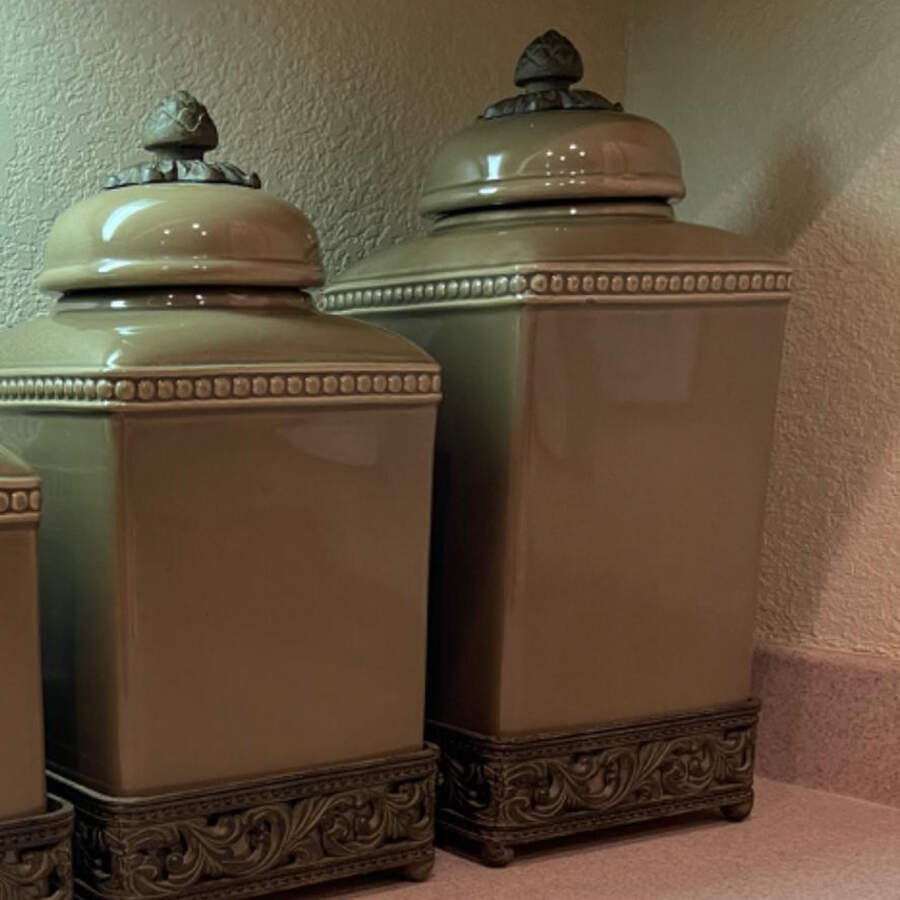 Livingstone Taupe Large Canister W/Metal Base by GG Collection-1
