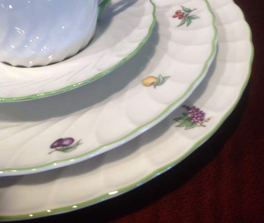 12935 Dinner Plate by Ginori 1735-1
