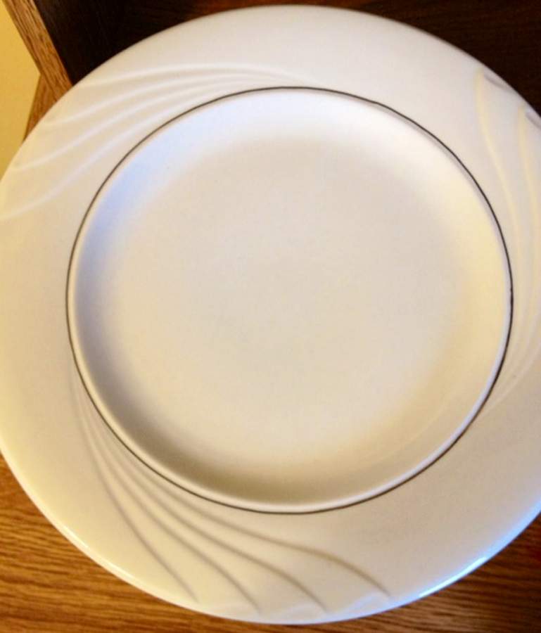 GID329 Dinner Plate by Gibson Designs-1