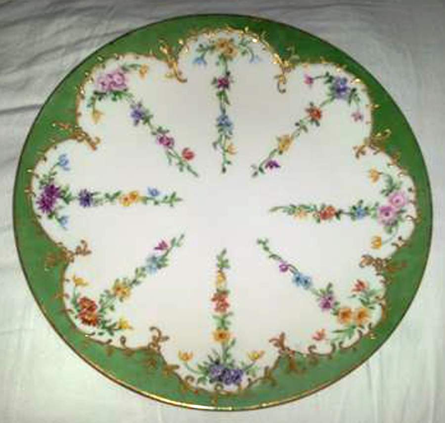 GUE741 Dinner Plate by WM Guerin-1