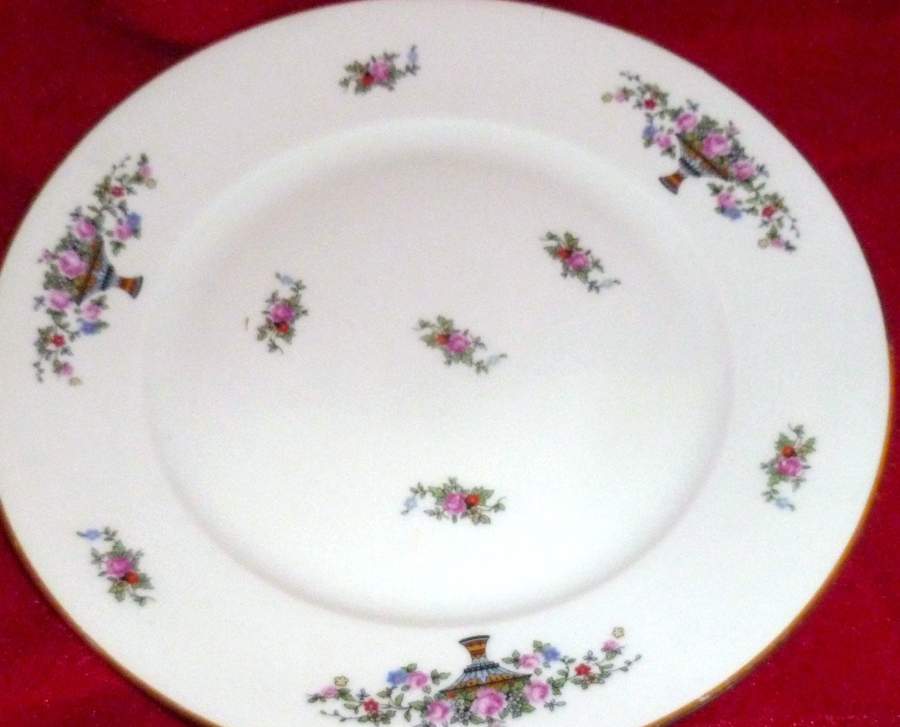 GIN311 Dinner Plate by Ginori 1735-1