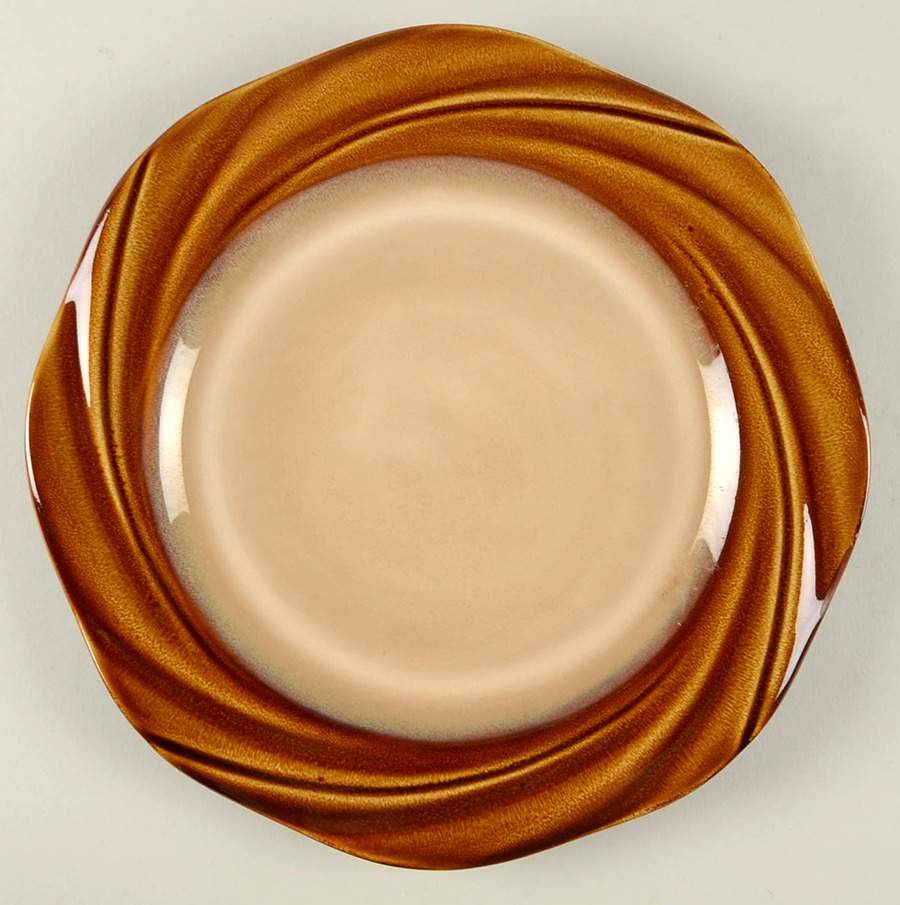 Mirabello Dinner Plate by Gibson Designs-1