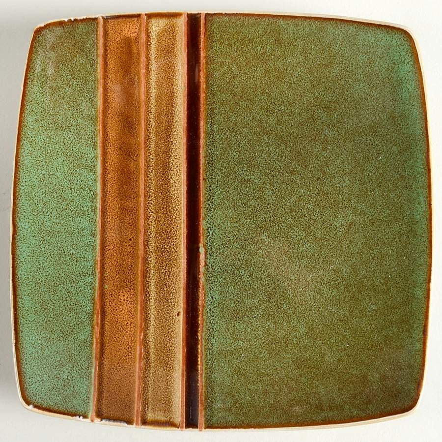 Regent Classic Green Salad Plate by Gibson Designs-1