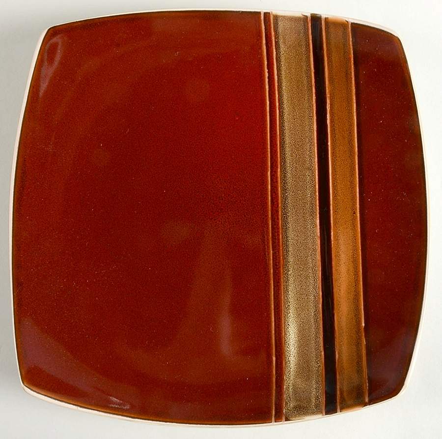 Regent Classic Red Dinner Plate by Gibson Designs-1
