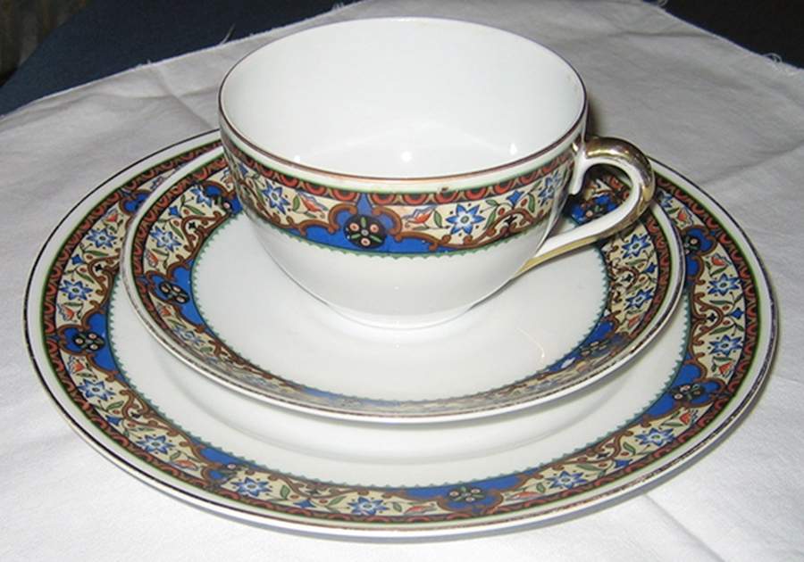 GEI8 Flat Cup & Saucer Set by Gebruder Benedikt-1