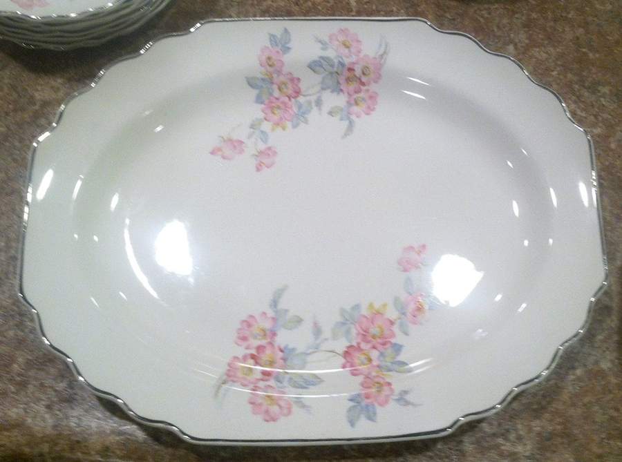 H2-22934 13" Oval Serving Platter by WS George-1