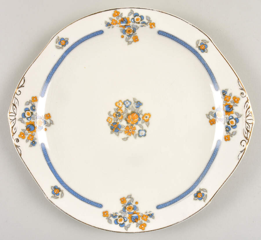 GRI438 Handled Cake Plate by Grindley-1