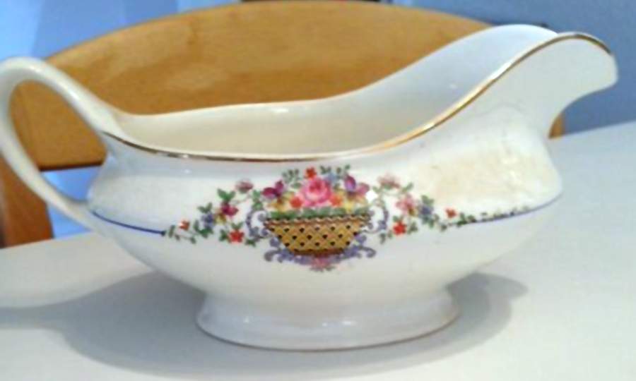 GEO572 Gravy Boat by WS George-1