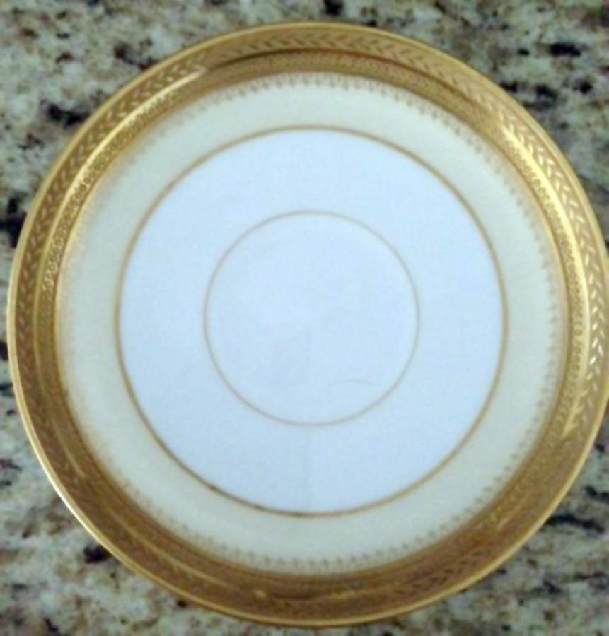 GUE752 Saucer by WM Guerin-1