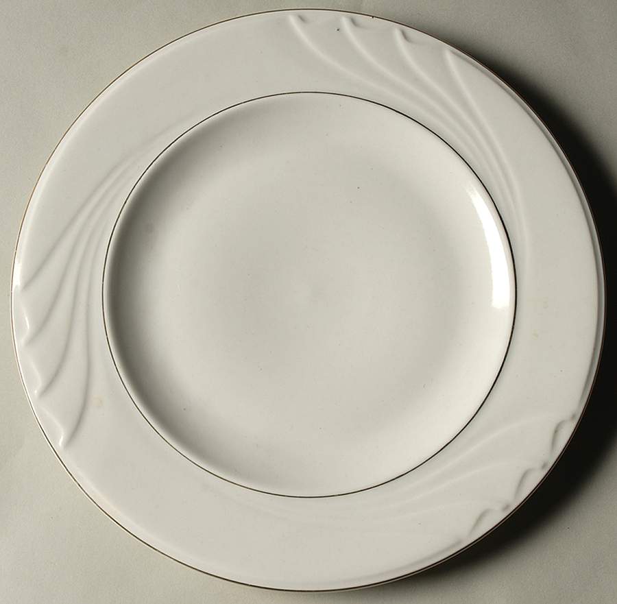 GID358 Dinner Plate by Gibson Designs-1