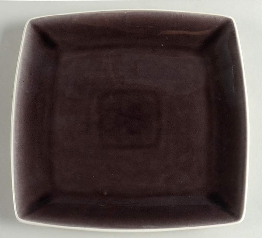Urban Luxe Purple Dinner Plate by Gibson Designs-1