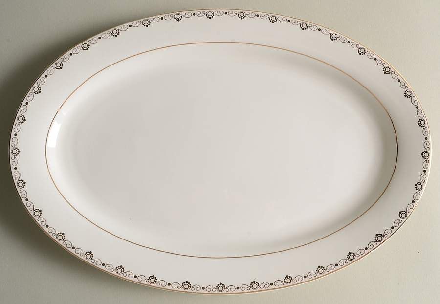 Vivero 14" Oval Serving Platter by Gorham-1
