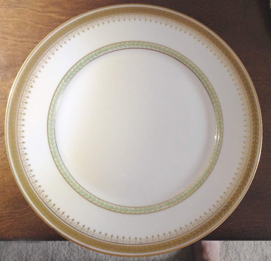 GUE757 Dinner Plate by WM Guerin-1