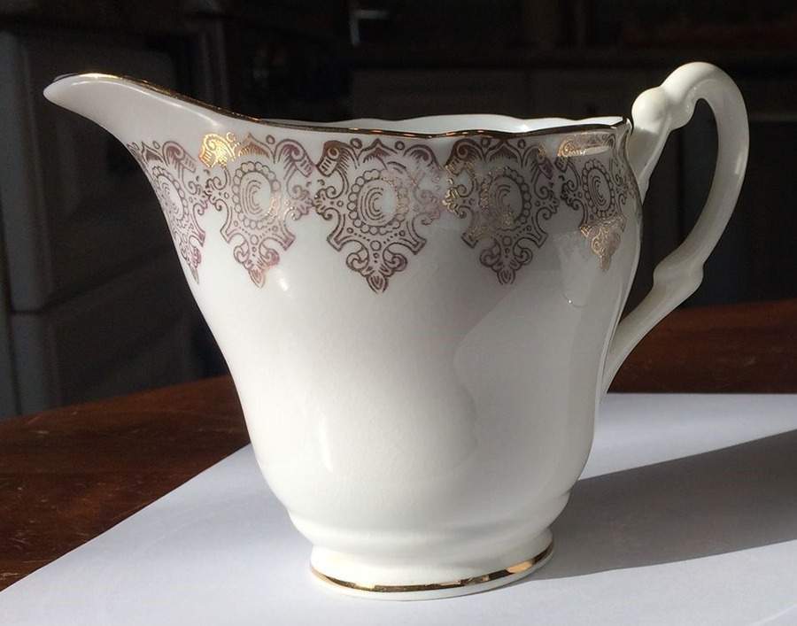 GRO78 Creamer by Grosvenor-1