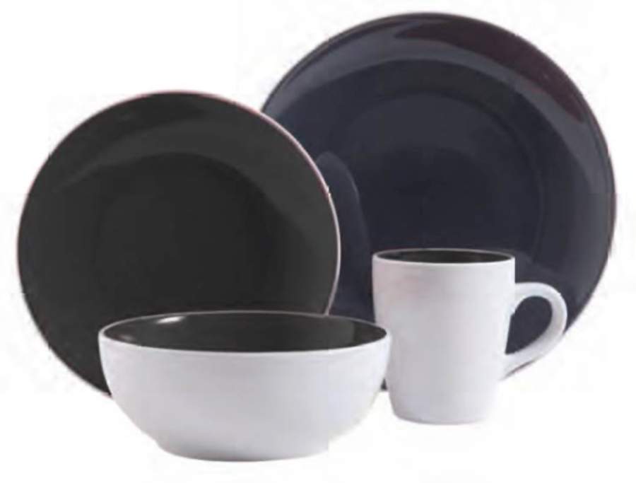 Chicstone Black Dinner Plate by Gibson Designs-1