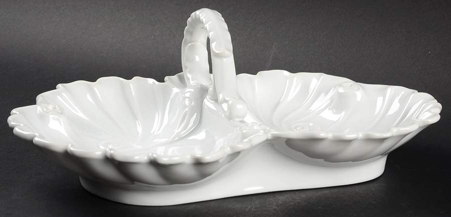 6622 Center Handle 2-Part Candy Dish by Gerold Porzellan-1