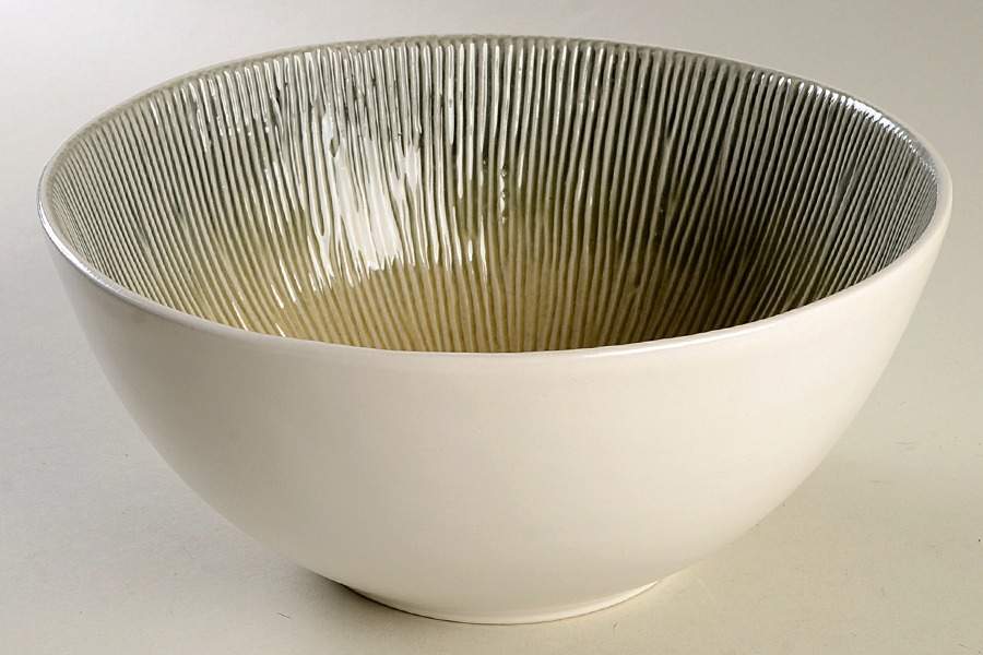 Shangri La Court Amber 10" Round Serving Bowl by Gibson Designs-1