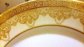 GUE768 Dinner Plate by WM Guerin-1