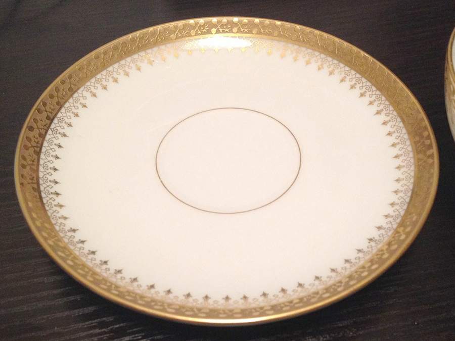 GUE770 Saucer by WM Guerin-1