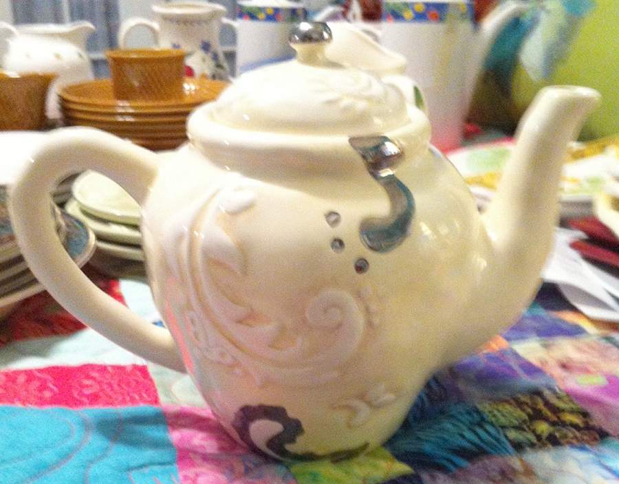 GAN58 Teapot & Lid by Ganz-1