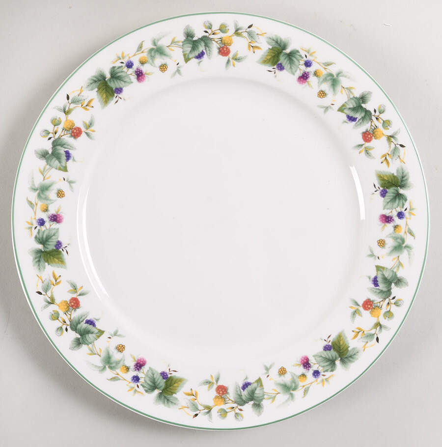 Berry Yard Dinner Plate by Grace's Teaware-1