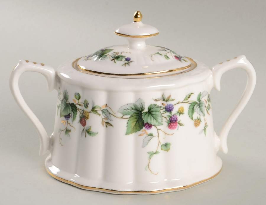 Berry Yard Sugar Bowl & Lid by Grace's Teaware-1