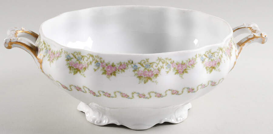 GUE776 Oval Tureen No Lid by WM Guerin-1