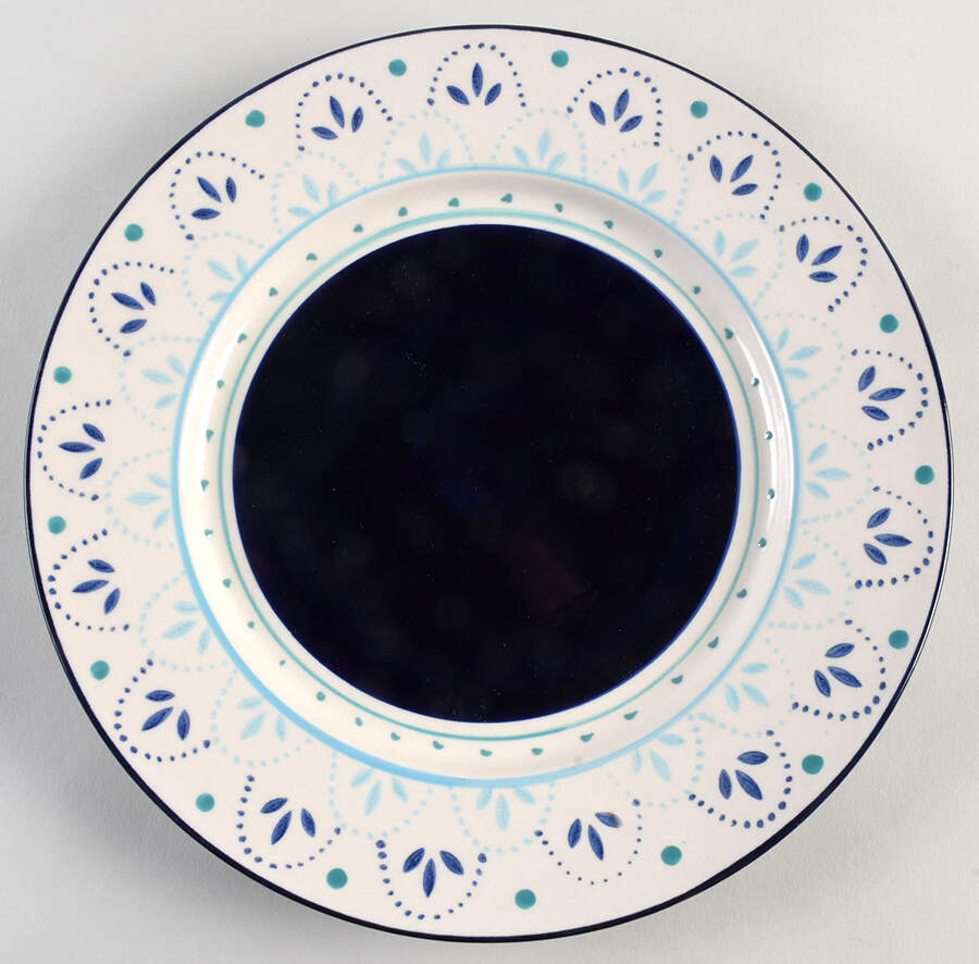 Kamille Dinner Plate by Gibson Designs-1