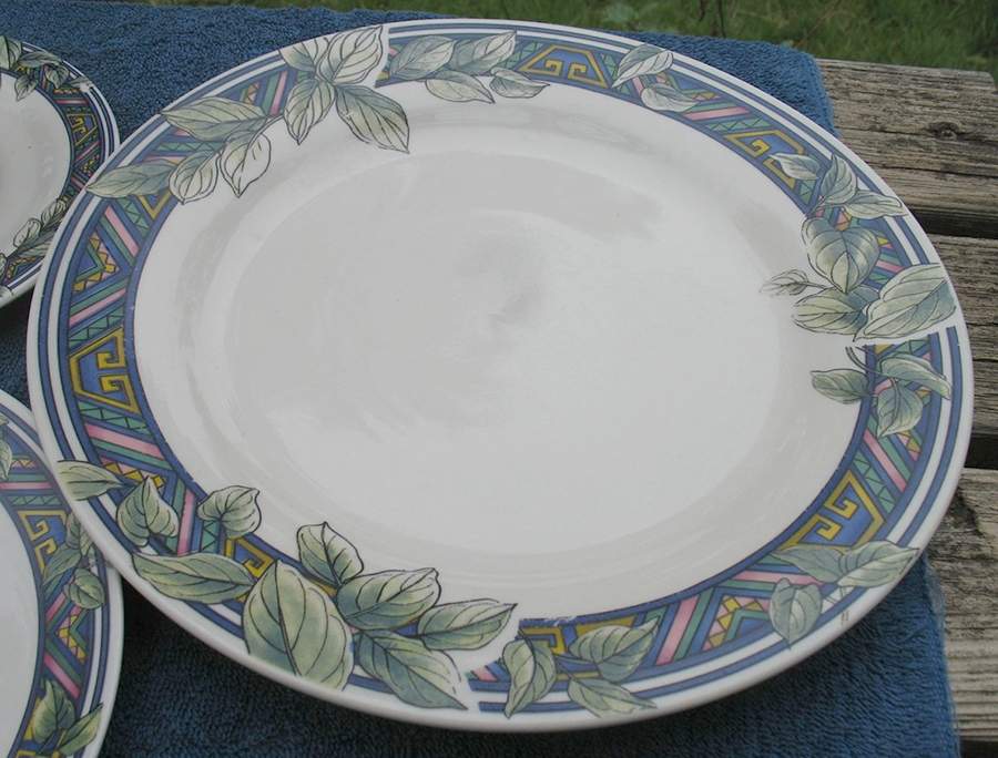 GID402 Dinner Plate by Gibson Designs-1