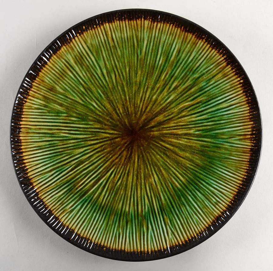 Shangri La Court Jade Dinner Plate by Gibson Designs-1