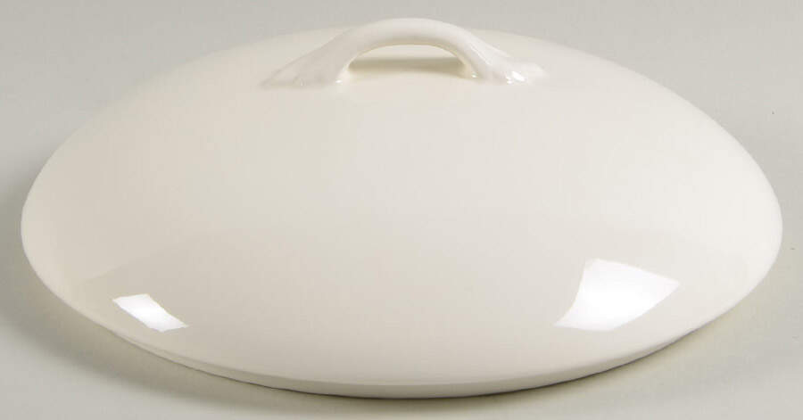 Rocaille Blanc (White) Lid for Round Vegetable by Faiencerie De Gien-1