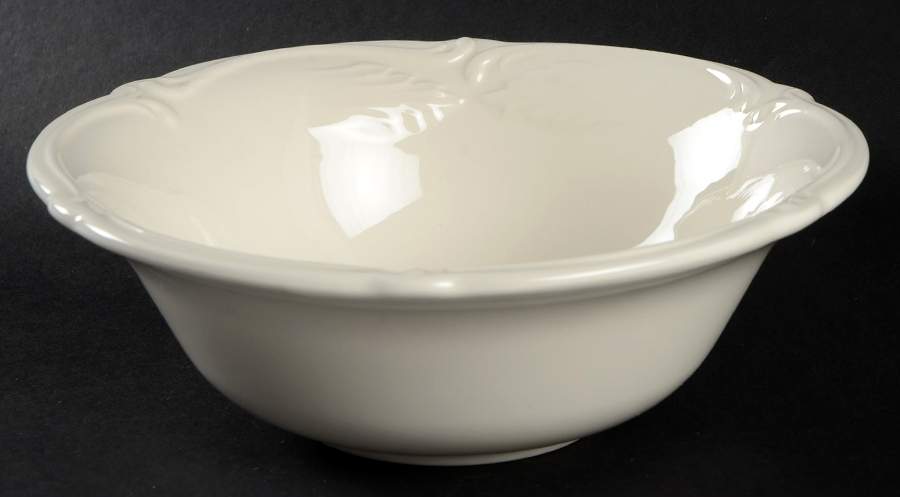 Rocaille Blanc (White) Deep Soup/Cereal Bowl by Faiencerie De Gien-1