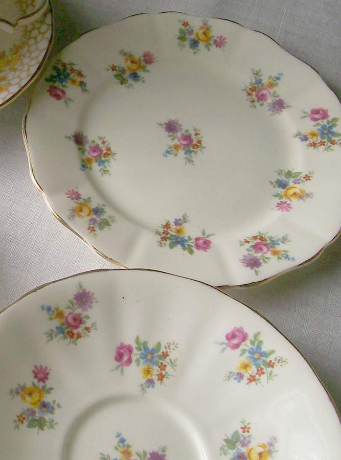 GRO82 Salad Plate by Grosvenor-1