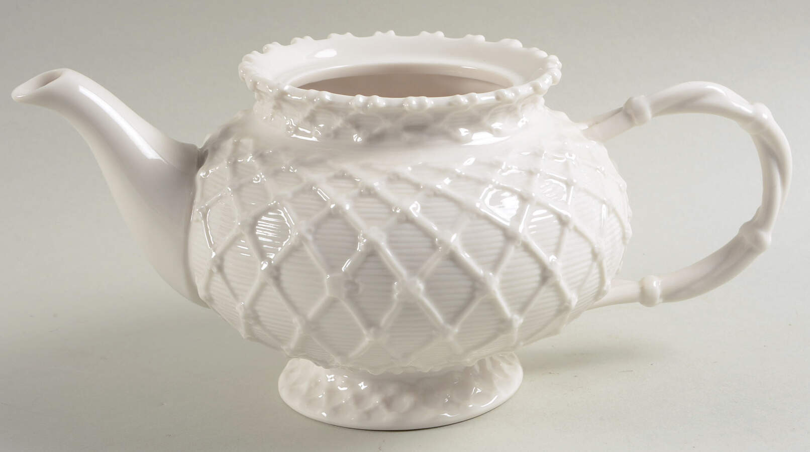 Victorian Bird Teapot No Lid by Grace's Teaware-1