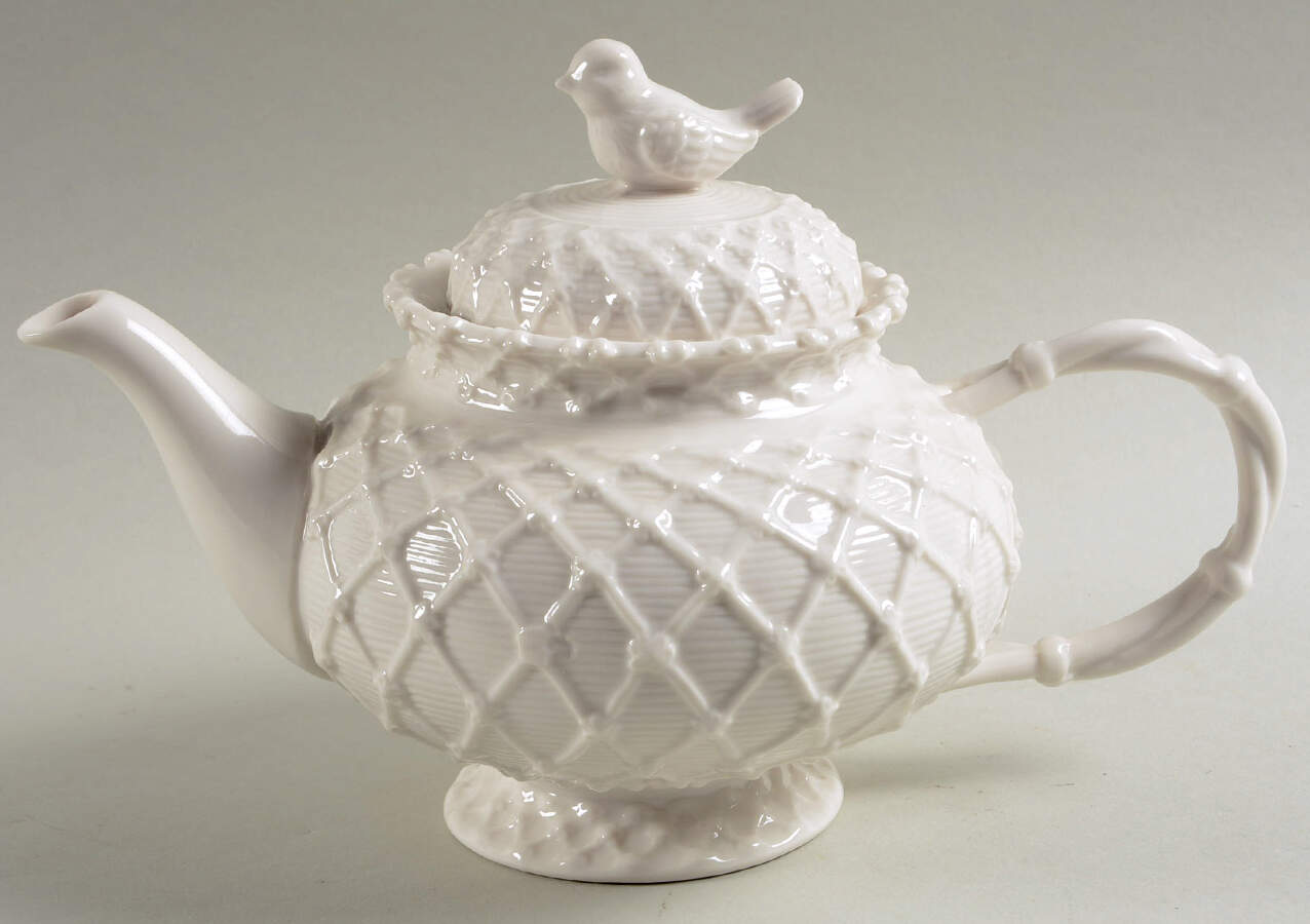Victorian Bird Teapot & Lid by Grace's Teaware-1
