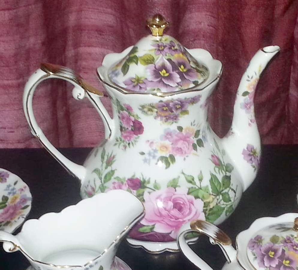 GCC57 Coffee Pot & Lid by Godinger-1