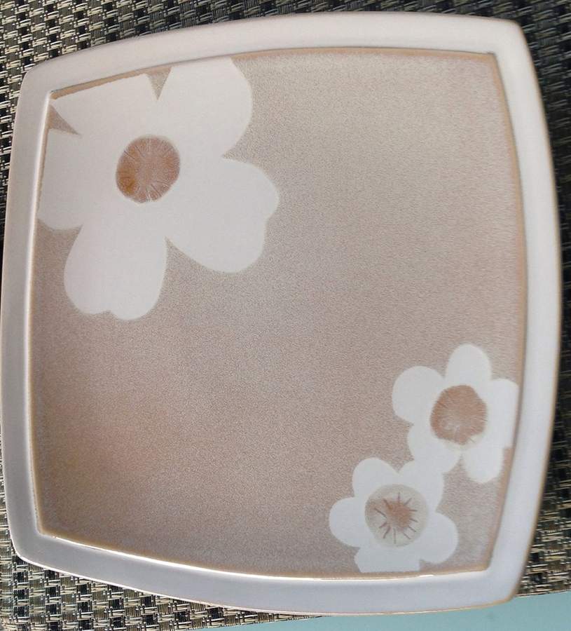 GID419 Dinner Plate by Gibson Designs-1