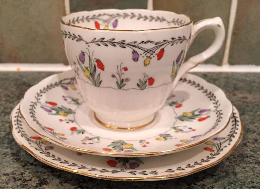 B128 Footed Cup & Saucer Set by Grosvenor-1