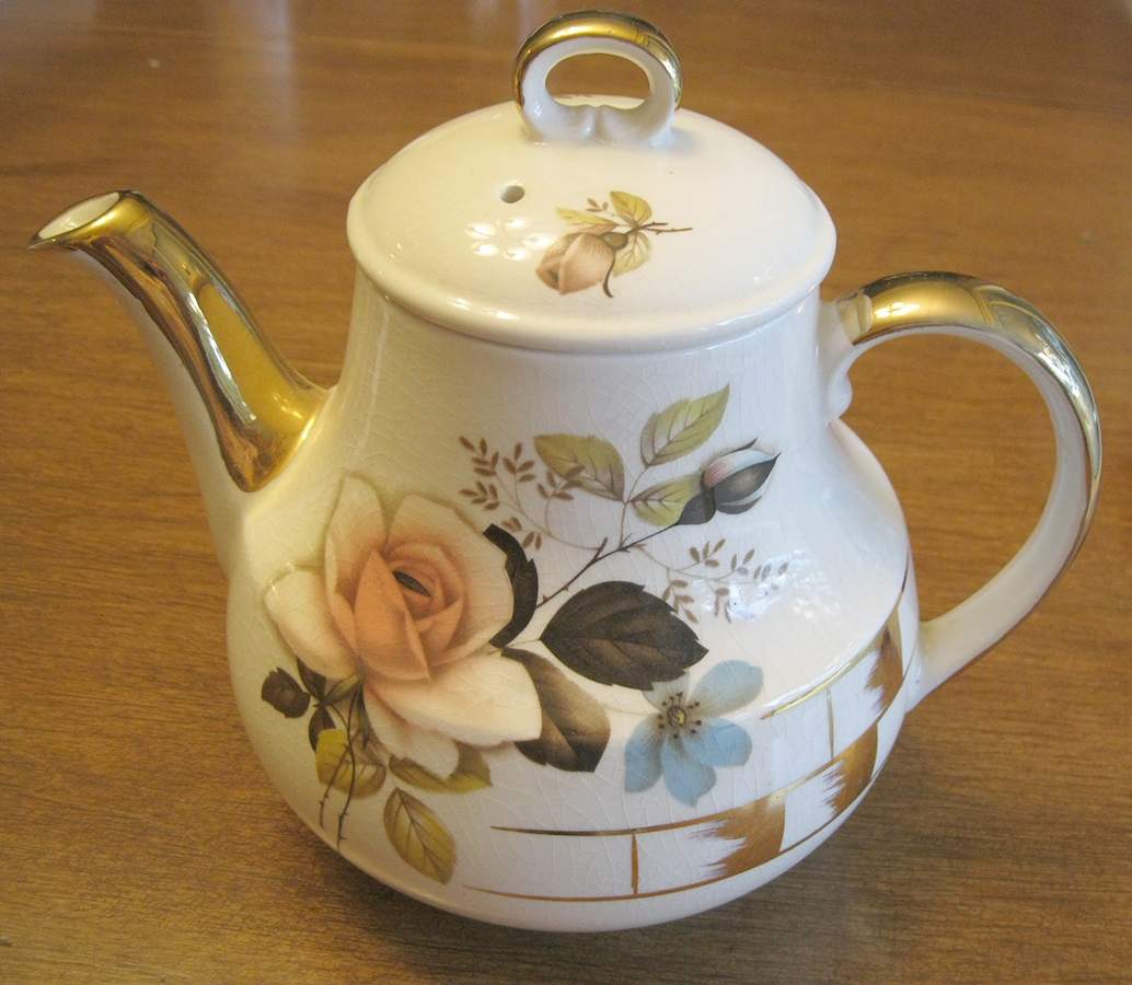 W460 Teapot & Lid by Gibsons-England-1