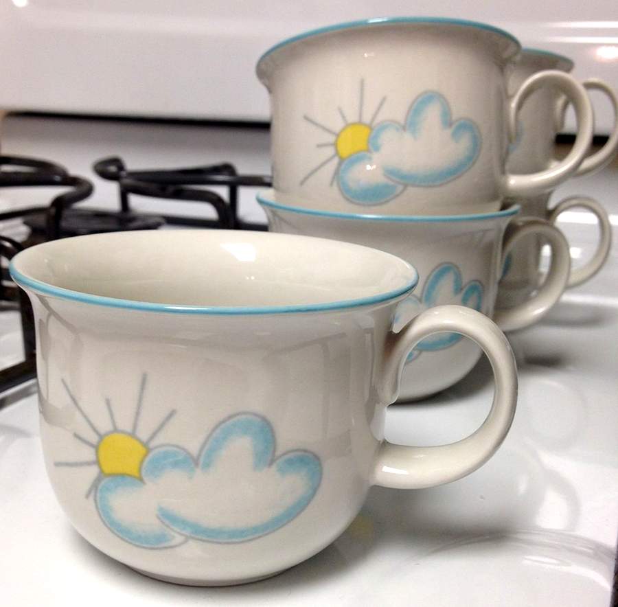 GOE19 Flat Cup by Goebel-1